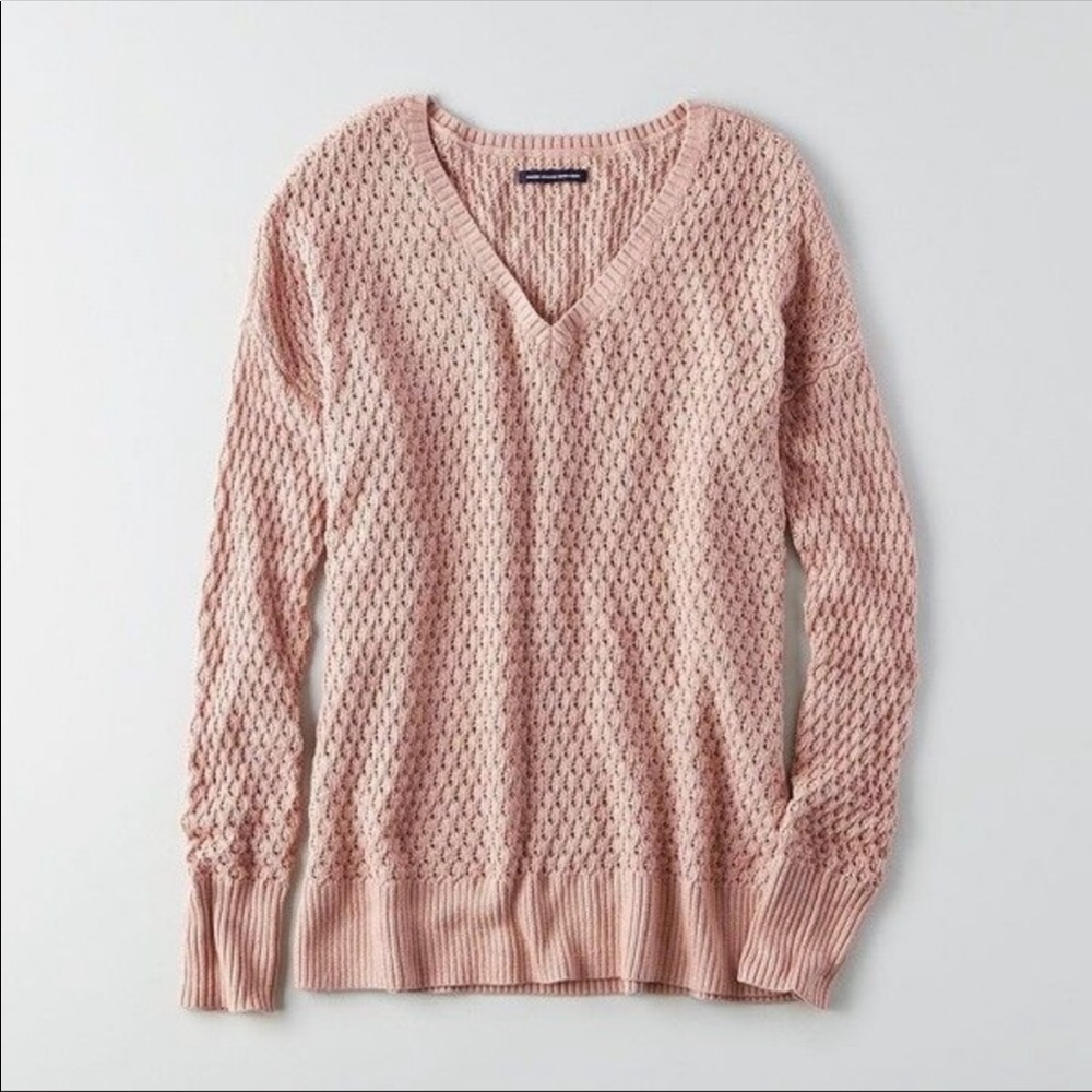American Eagle v neck sweater